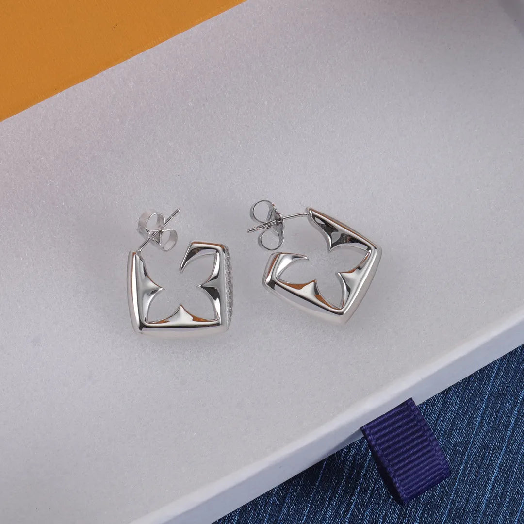 Silver 4 Leaf Stud Earrings