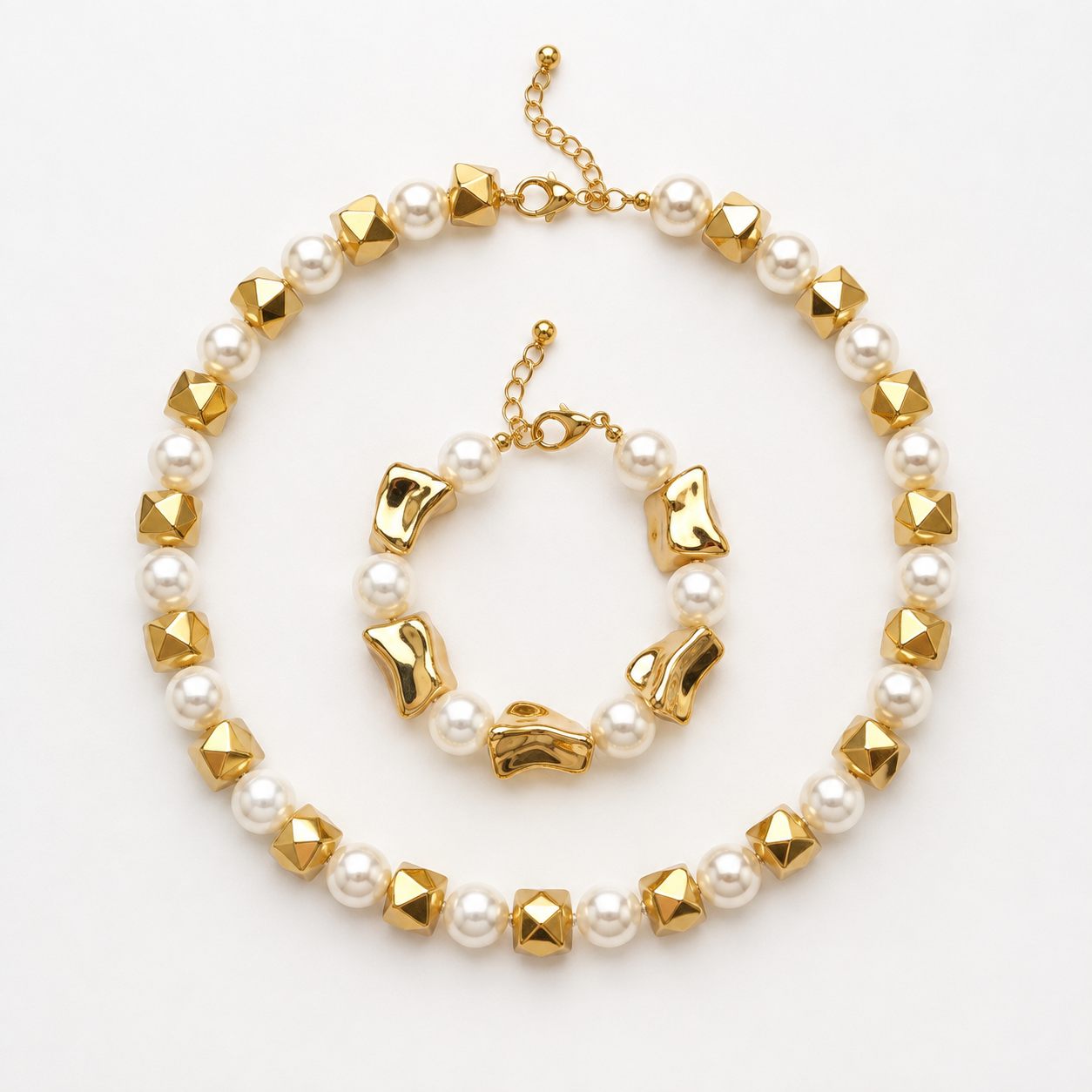 Luna Pearl & Gold Jewelry Set