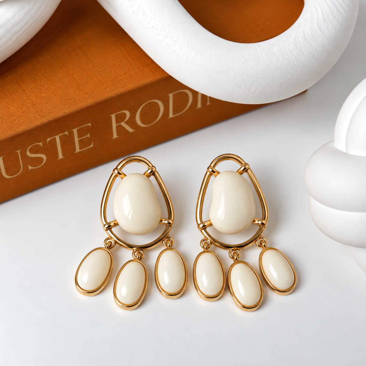 Ivory & Gold Oval Chandelier Drop Earrings – 6 cm