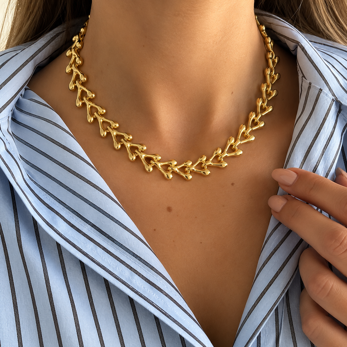 Golden Heart Link Necklace