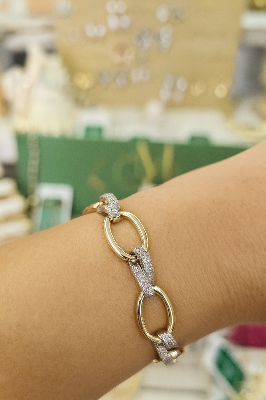 Oval Link Pavé Bracelet