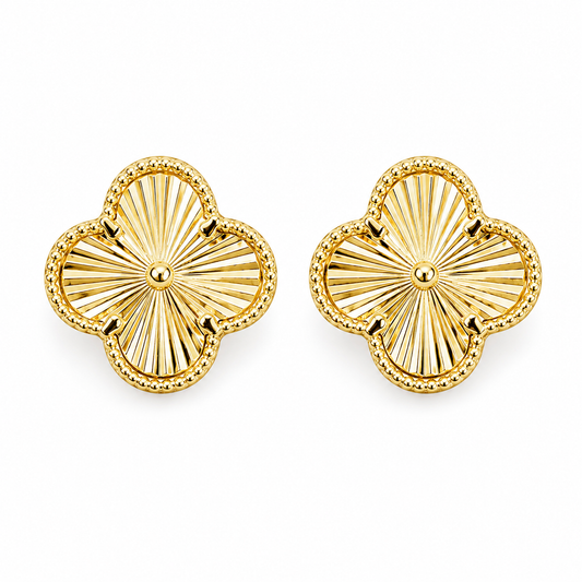 Mini Clover Gold Stud Earrings – 1 CM