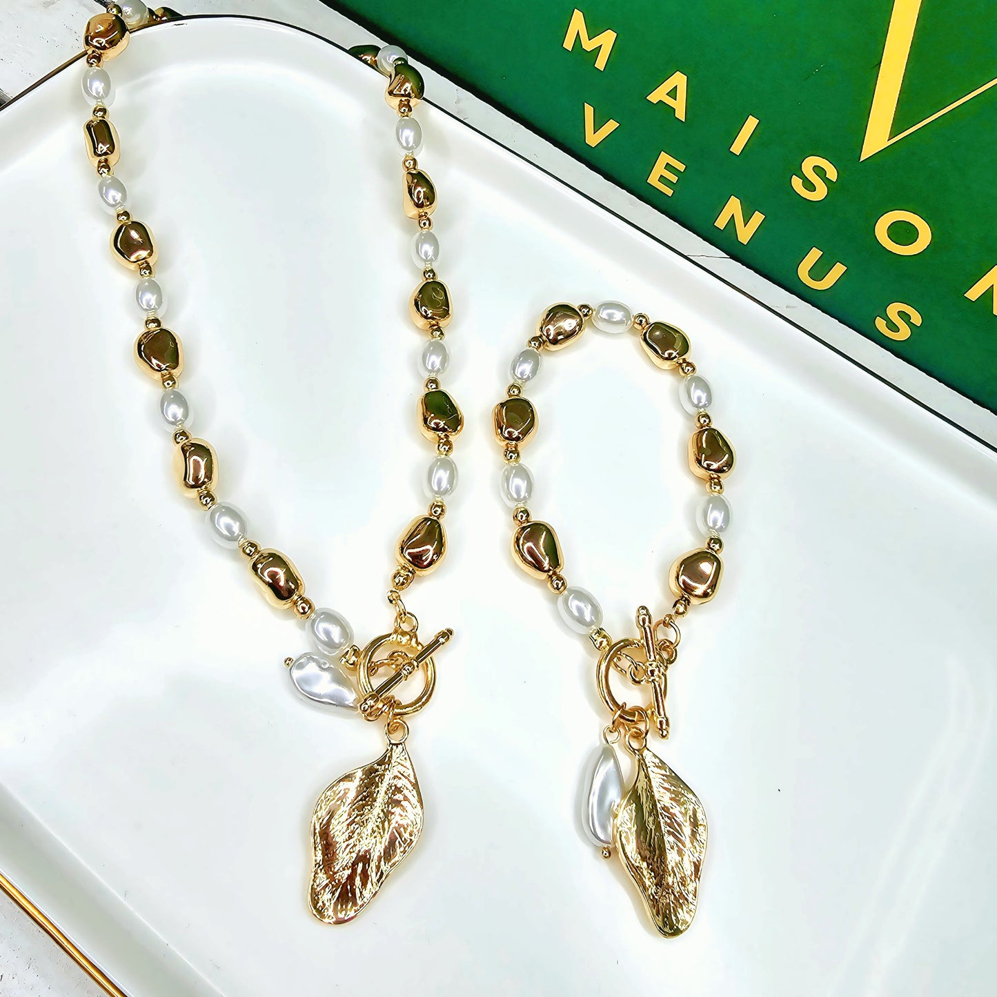 Golden Leaf Harmony Set