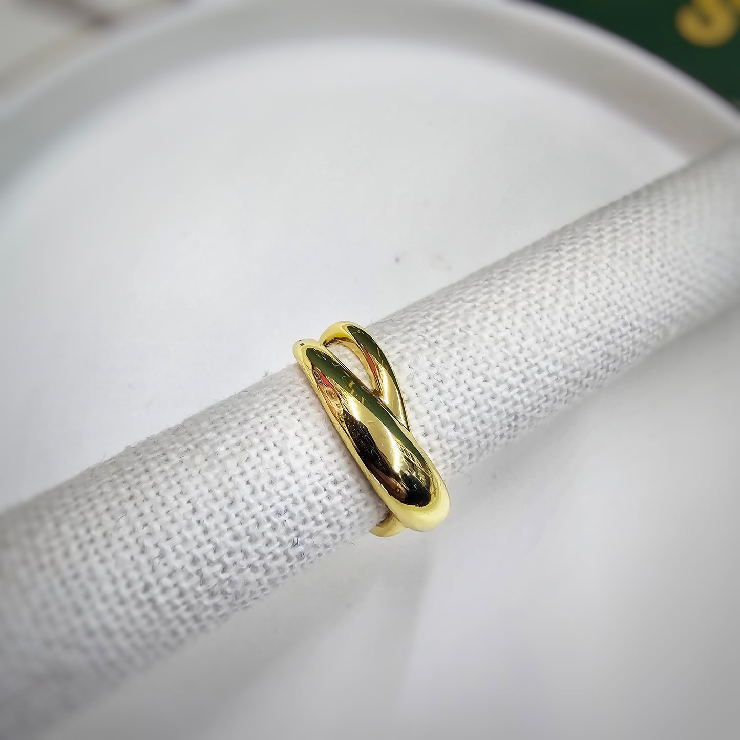 Regal Ring