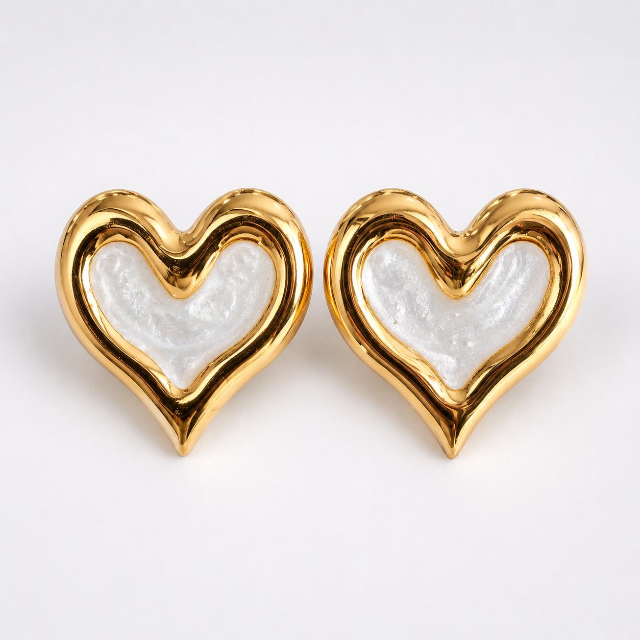 Amour Pearl Heart Earrings