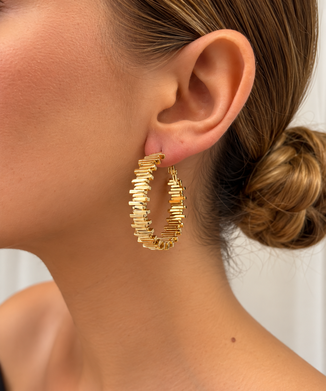 Golden Ribbed Hoop Earrings
