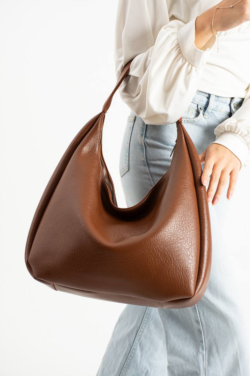 Maison Venus – Soft Leather Shoulder Bag
