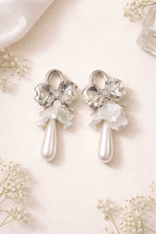 Lumière Pearl Drop Earrings