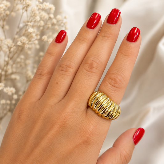 Luna Ribbed Statement Ring- Adjustable Size